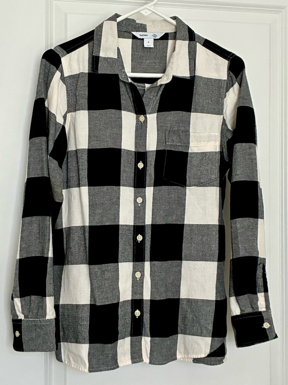 Old Navy Flannel Shirt Black White Check Women’s Size M